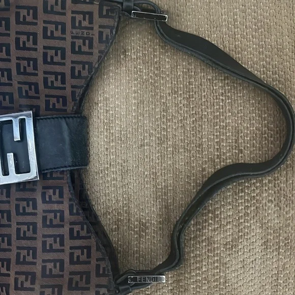 FENDI Brown FF Fabric small shoulder purse - Picture 6 of 6